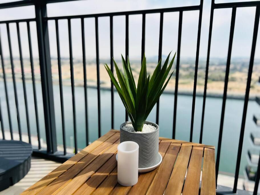 Apartment Full Canal View At Yas Island- Brand New