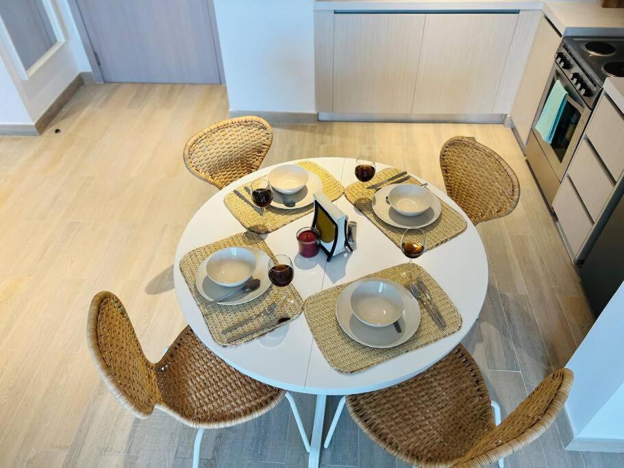 Full Canal View At Yas Island- Brand New Apartment *