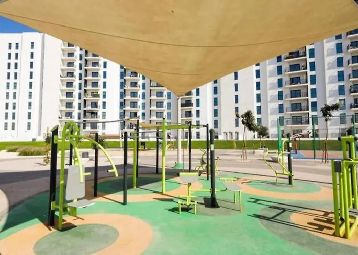 Full Canal View Apartment At Yas Island- Brand New