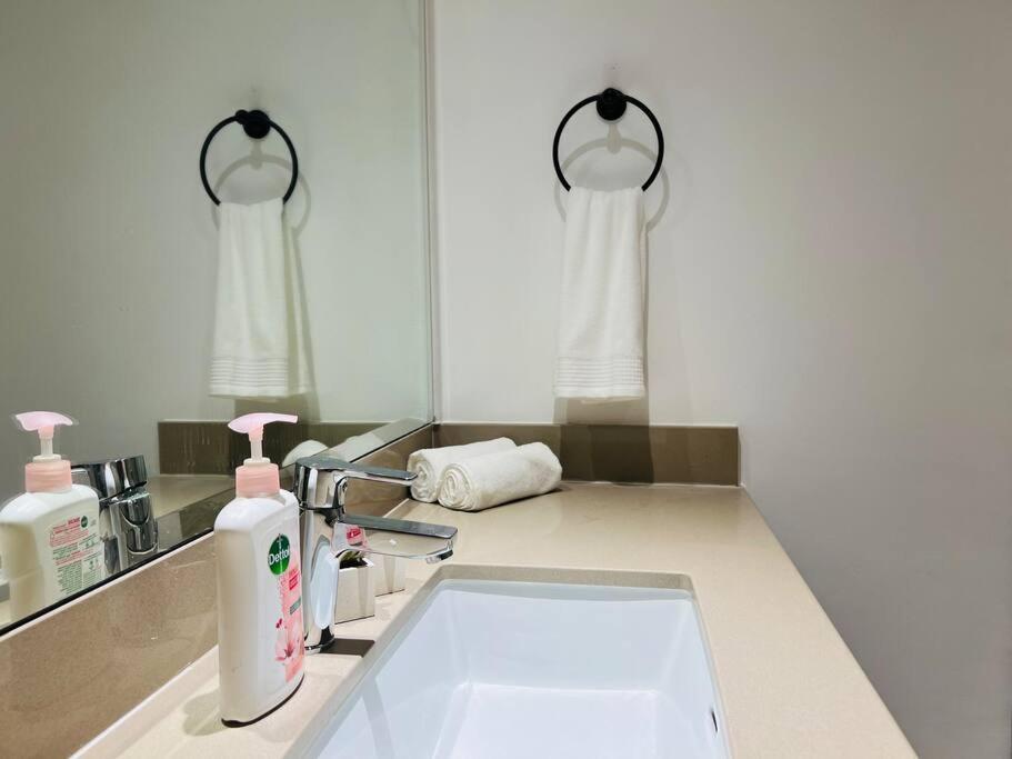 Full Canal View At Yas Island- Brand New Appartement Abou Dabi