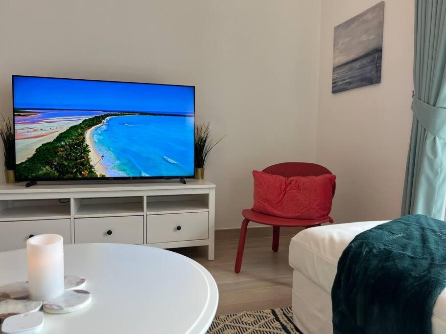 Appartement Full Canal View At Yas Island- Brand New *