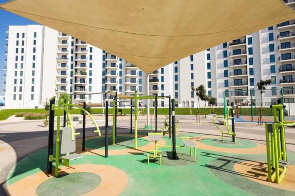 Appartement Full Canal View At Yas Island- Brand New *